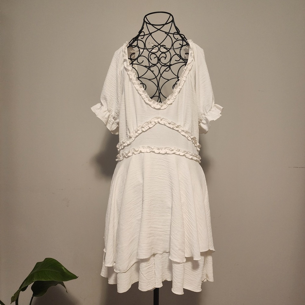 Streetwear Society Ruffle Tiered Skirt Romper White Size Large